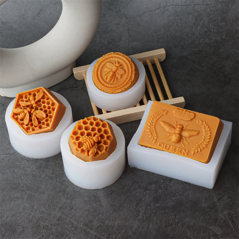 3D Flying Bee Honeycomb Candle - Melt Pour Soap Base 评论和价格